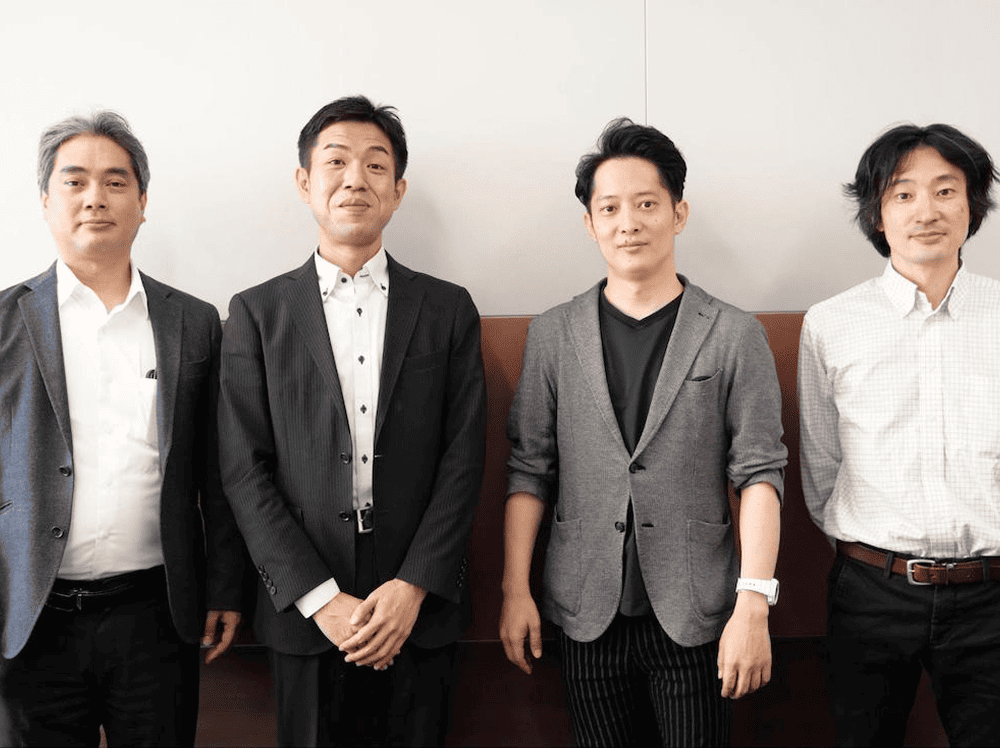 KDDI株式会社 様